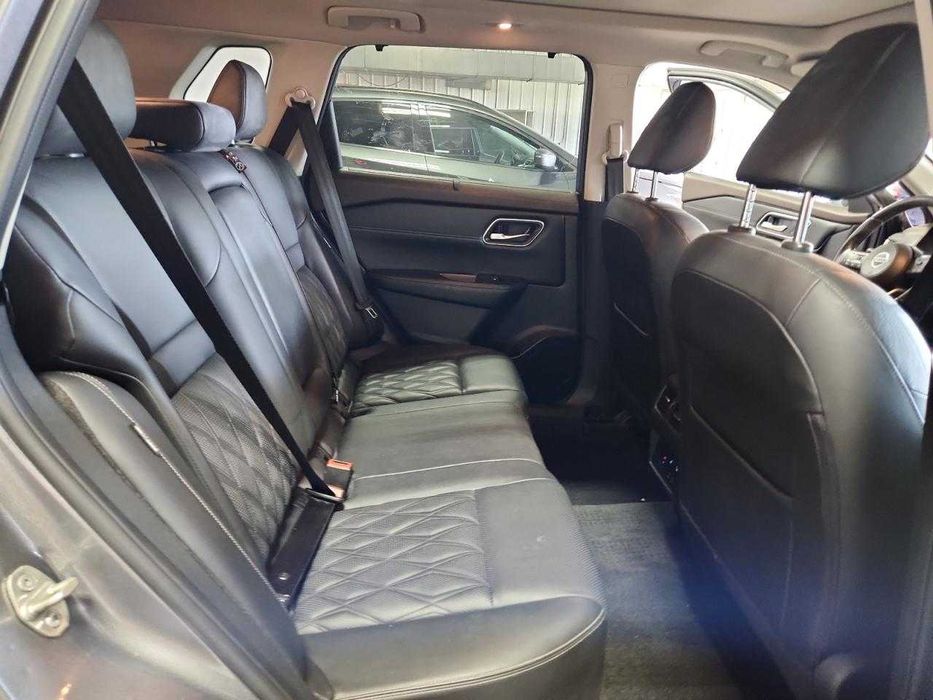 Nissan Rogue Platinum 2021 -