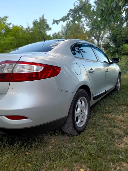 Авто Renault Fluence K9K