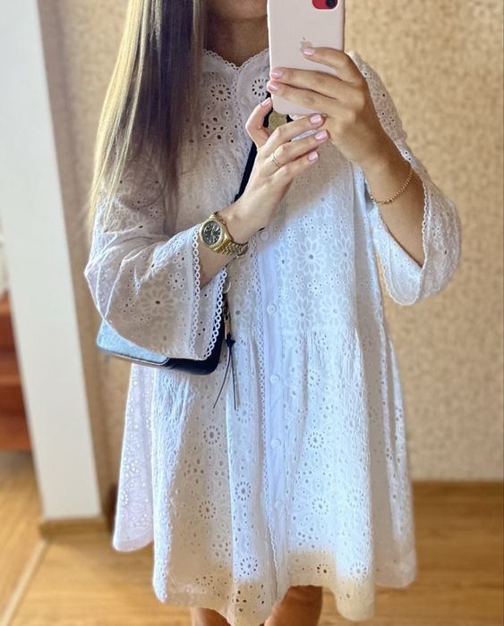 Сукня з прошви біла