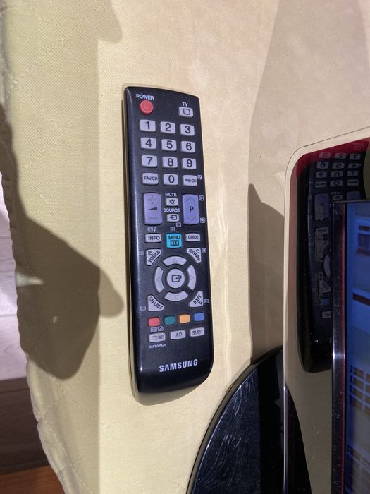 Tv LCD samsung 22 polegadas