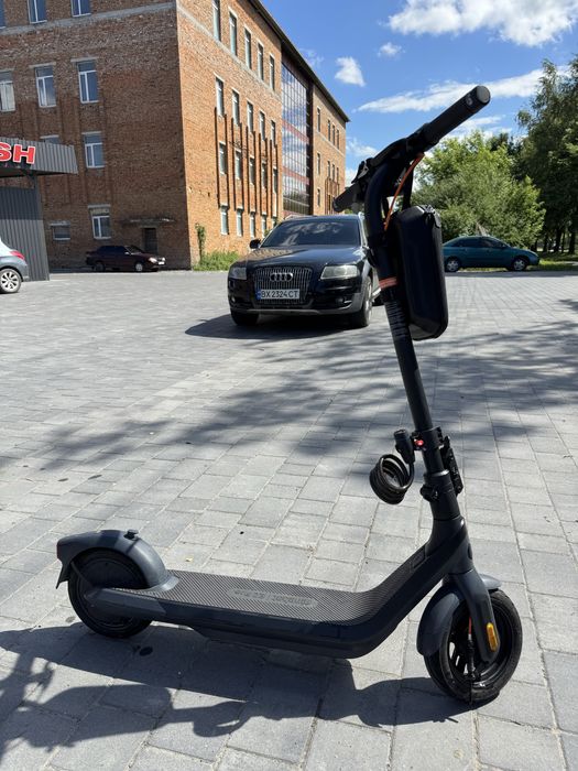 Електросамокат ninebot E2 pro