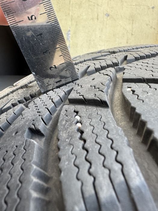 Продам шини з дисками BRIDGESTONE 235/65R17 108T