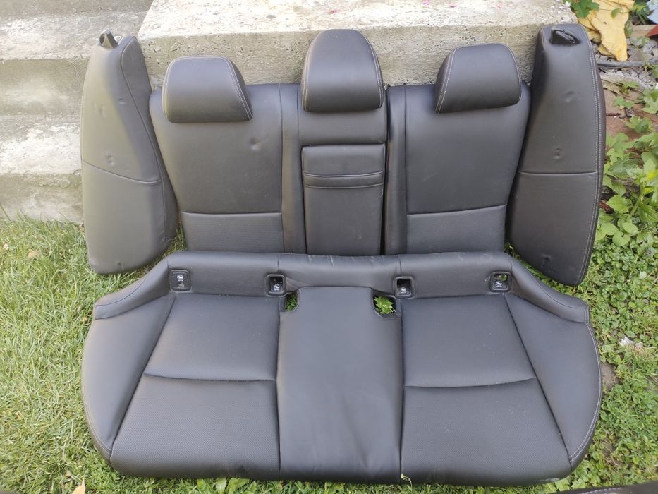 Автосидіння чорна шкіра Infiniti Q50 HYBRID -2014 комплект підлокітник