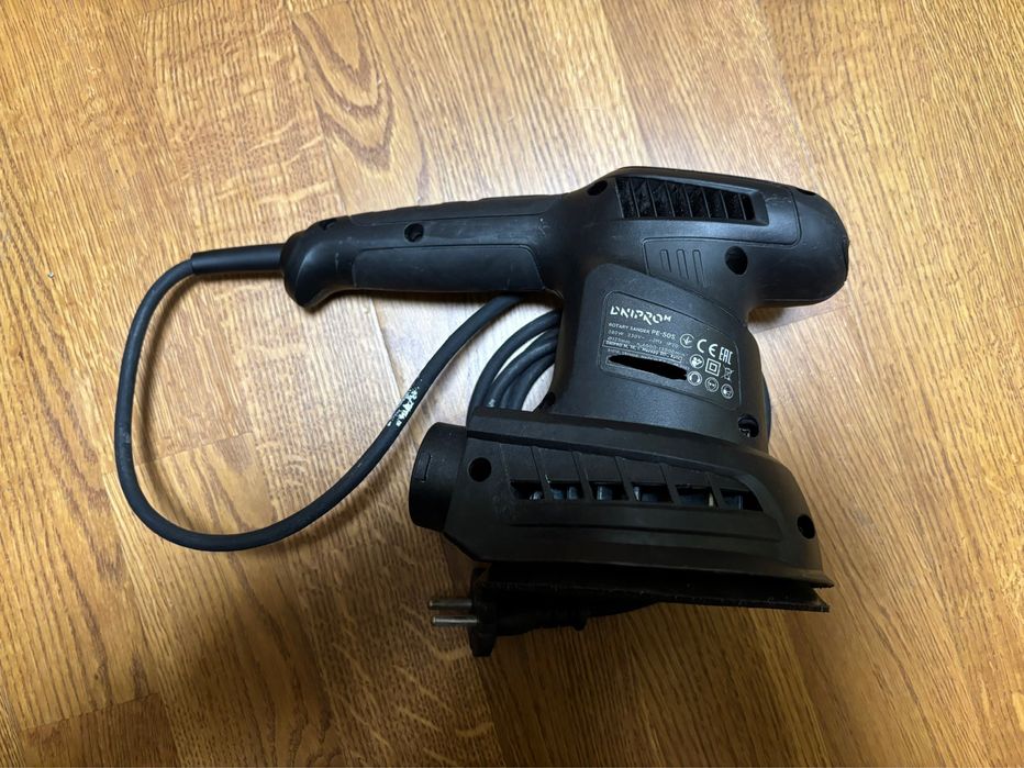 Шліфмашина ексцентрикова Dnipro-M PE-50S