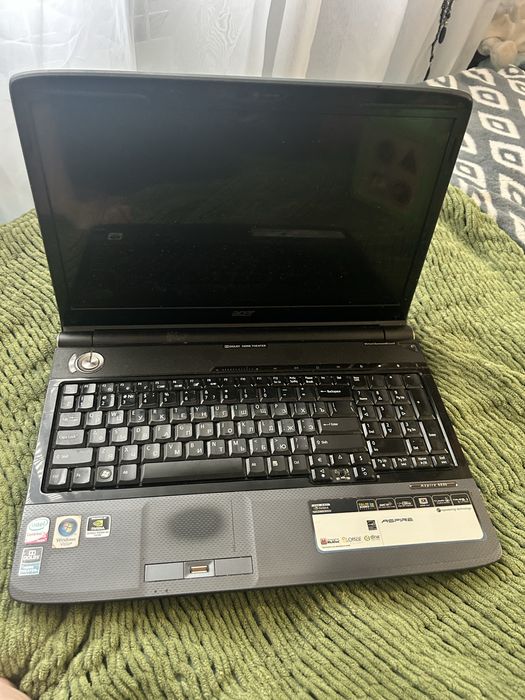 Лот ноутбук под ремонт или на запчасти