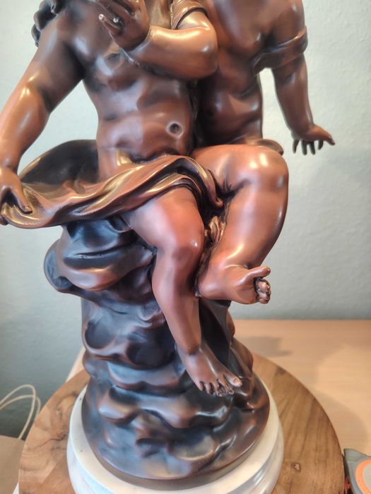 Світильник на стіл. Антикварний світильник!