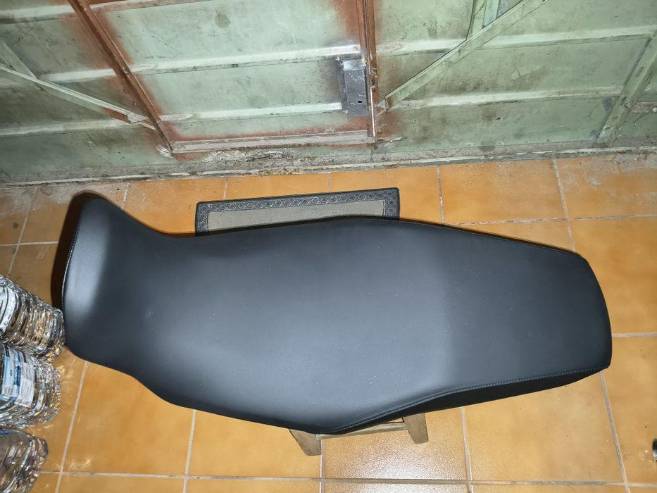 Banco baixo Honda Transalp 750 XL