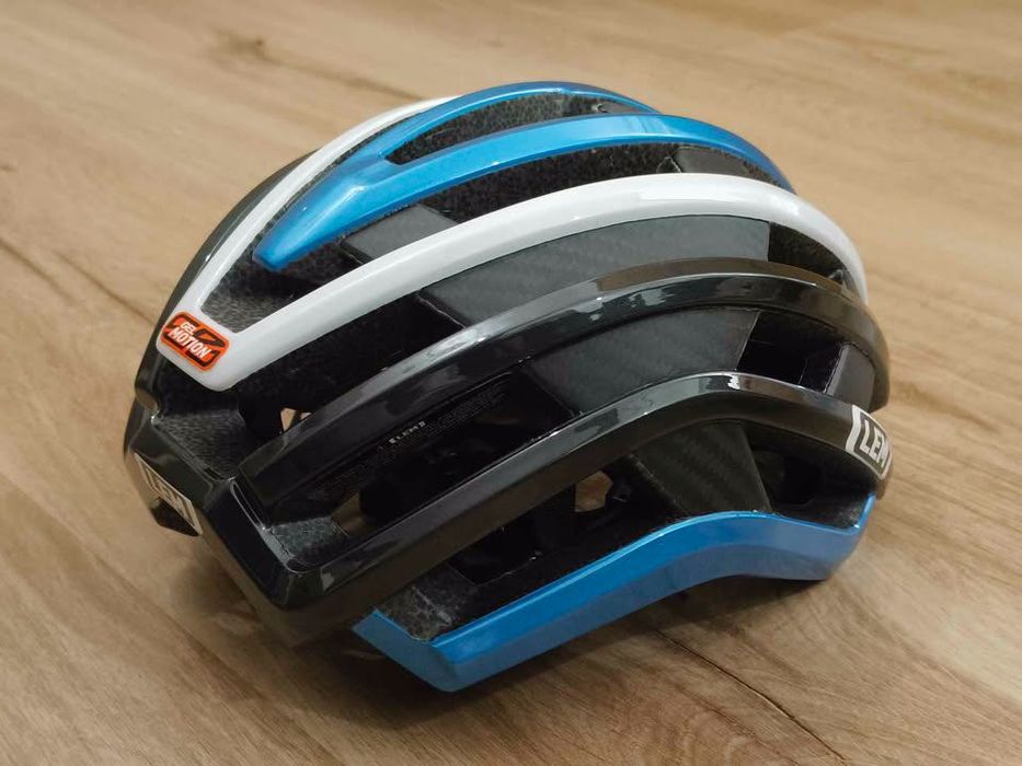 Capacete de Ciclismo LEM MotivAir Carbon "NOVO"