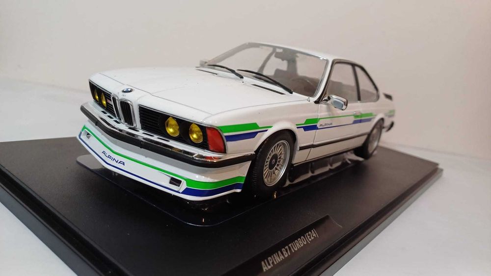 1/18 BMW E24 Alpina B7 Turbo - Solido