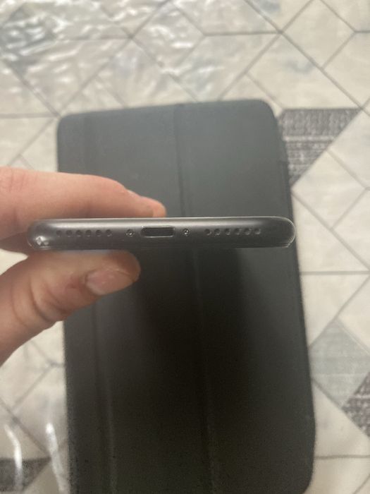 Айфон se 2020 128 Gb