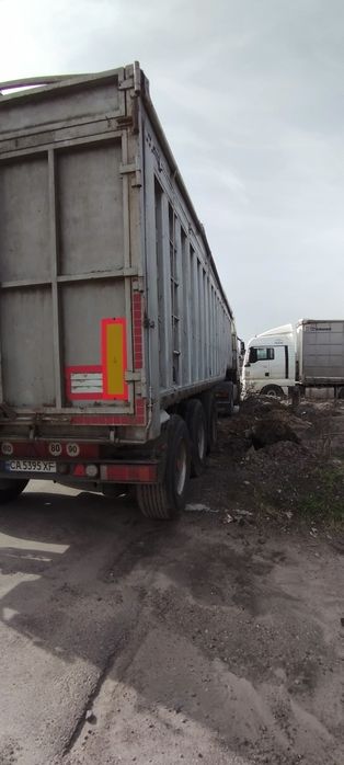 Напів причіп  Montracon