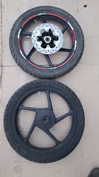 Колесо, диск Bajaj Boxer 150X Disk, Bajaj Boxer BM125 X, 150Х баджадж