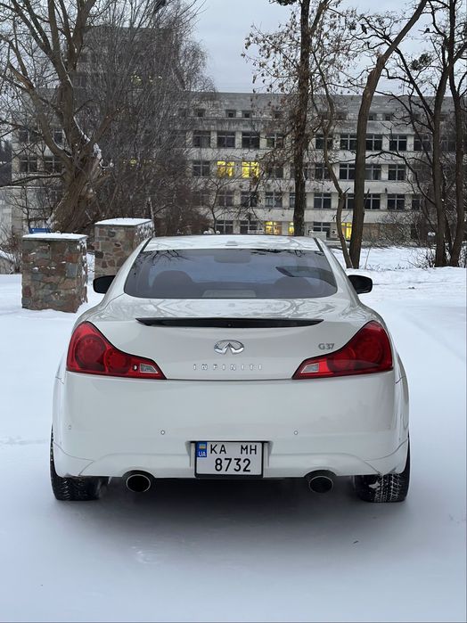 Infiniti G37 Coupe 2010
