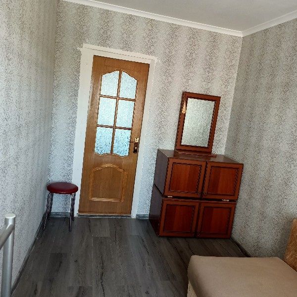 Хозяин, сдам комнату по ул.Артиллерийской в Приморском р-н