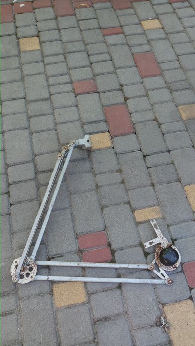 Продам  кульман для черчения