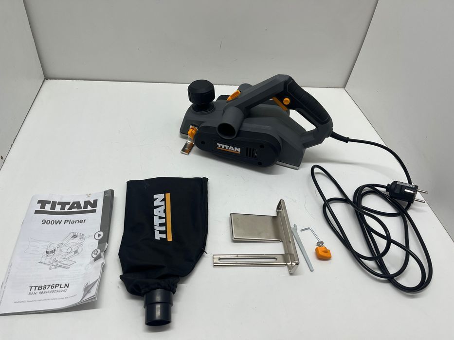 Strug elektryczny Titan TTB876PLN hebel 900W