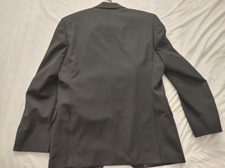 Garnitur BYTOM. Włoska wełna. Jak nowy.