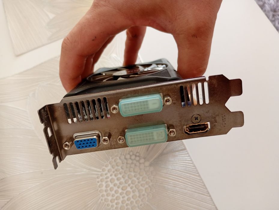Gigabyte Radeon HD 6750 1GB