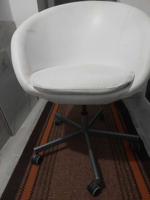 Стілець для стрижки