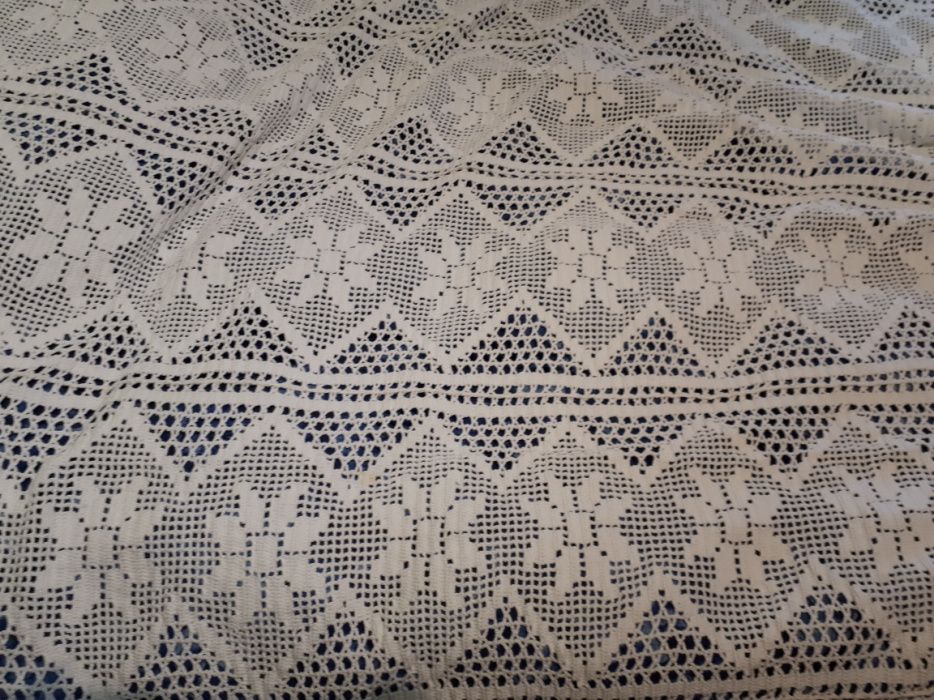 Colcha de renda feita mão