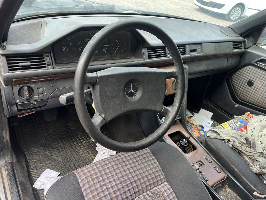 Mercedes E 200 D Ano 1984
