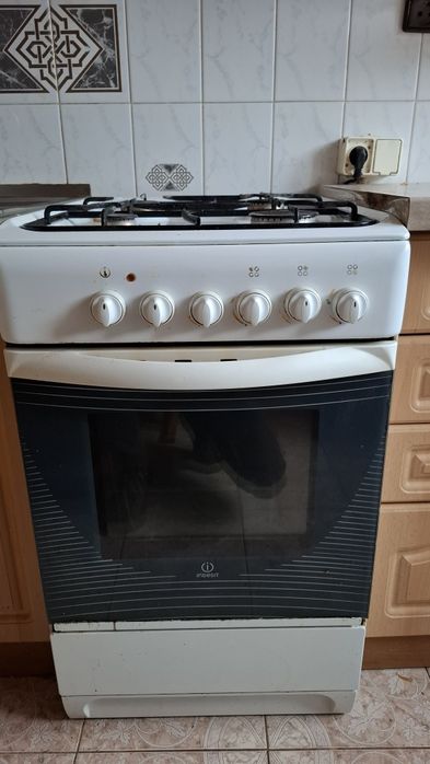 Sprzedam kuchenke gazowa