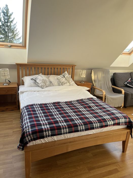 "Drewniany dom w stylu góralskim"