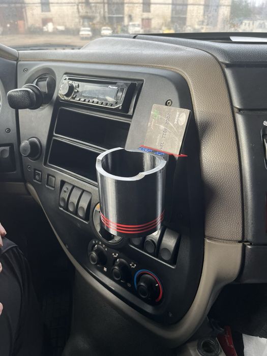 DAF XF 105.460 та CF тримач банки/стакану