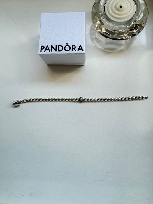 Pulseira de prata Pandora Beads & Pauvé