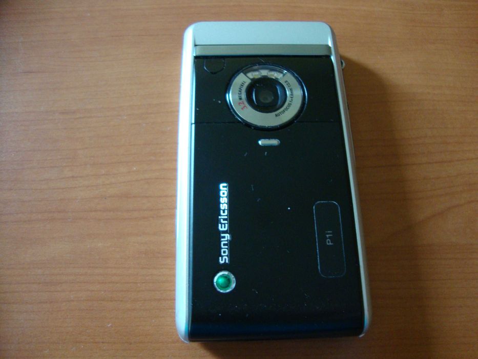 Telefon komórkowy Sony Ericsson P1i - kolekcjonerski, dla konesera