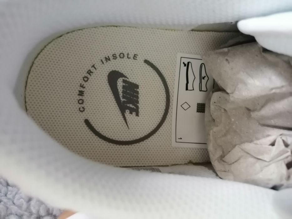 Buty Nike (skórzane) - Nowe