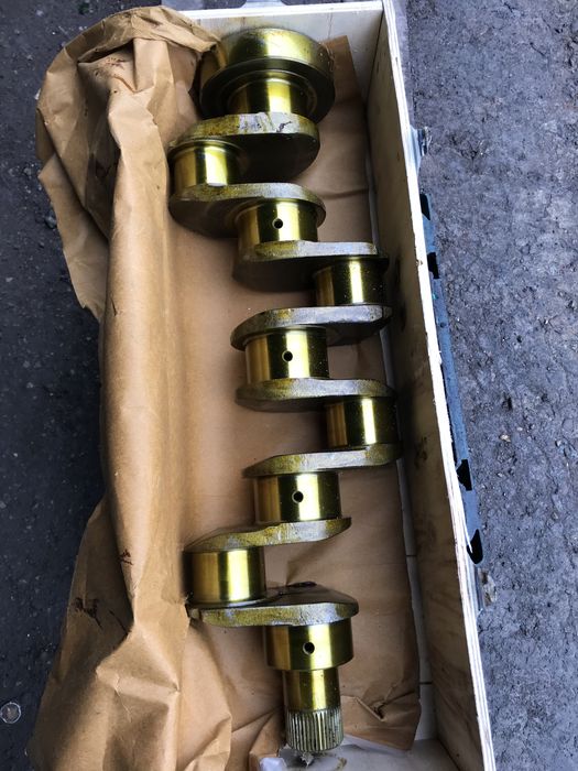 Колінвал Д3900 Д2500 perkins Balkancar новий коленвал Балканкар