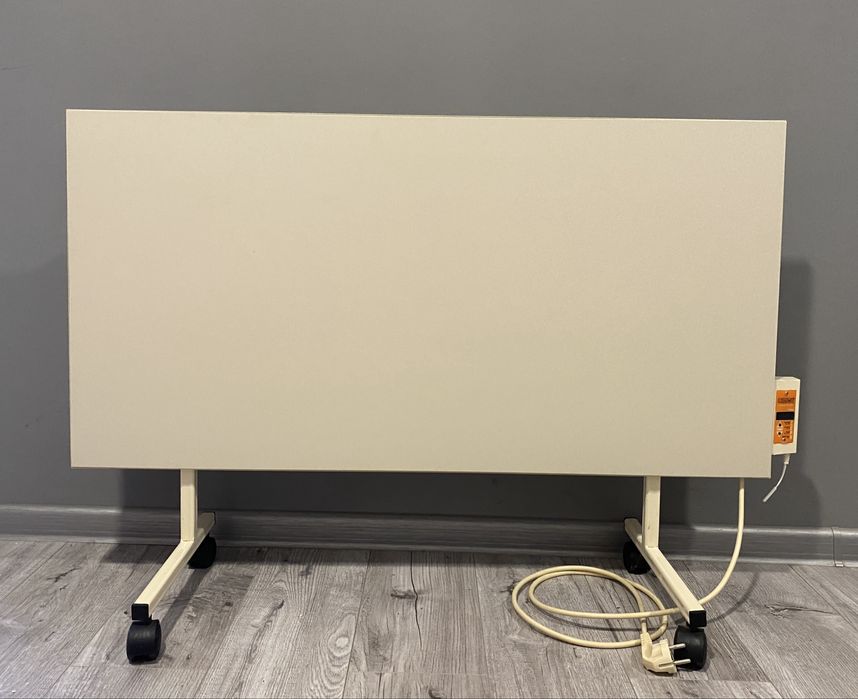 Керамічний обігрівач Dimol Maxi 05 Plus 750 Вт з ніжками