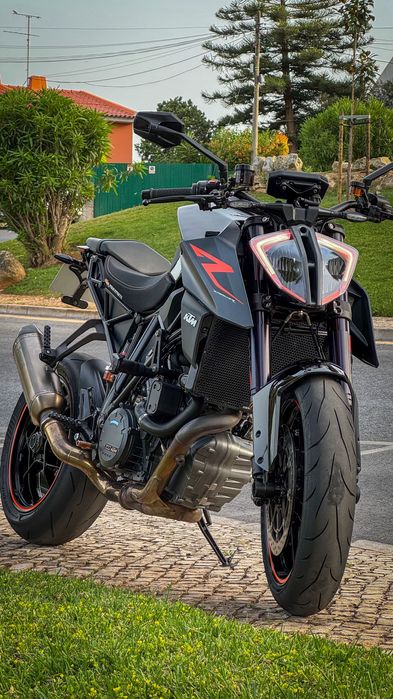 Ktm Super Duke 1290r A rainha das Nakeds