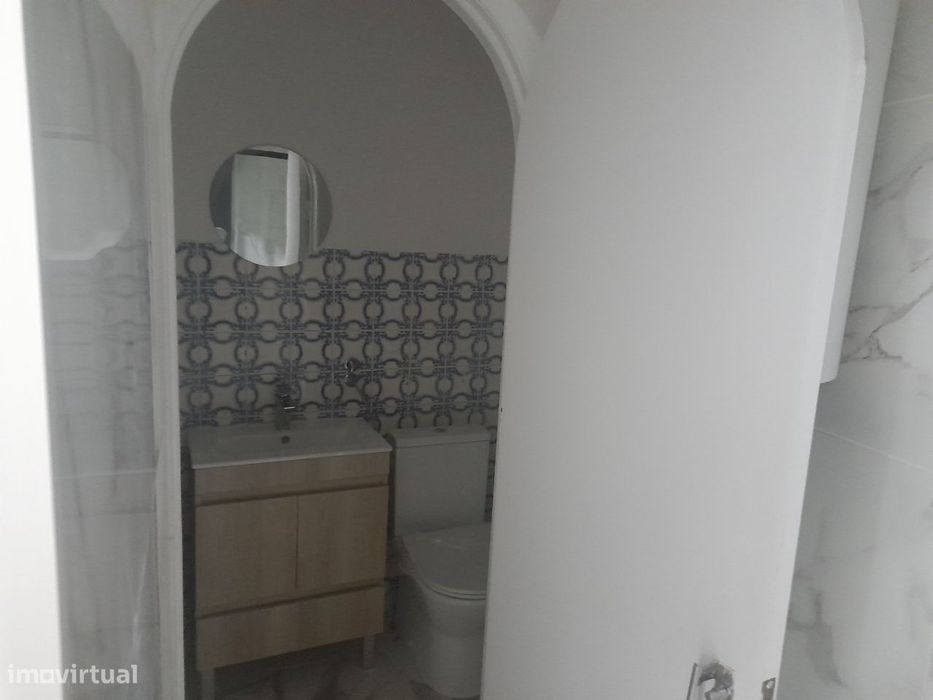 Apartamento Totalmente Remodelado e Equipado