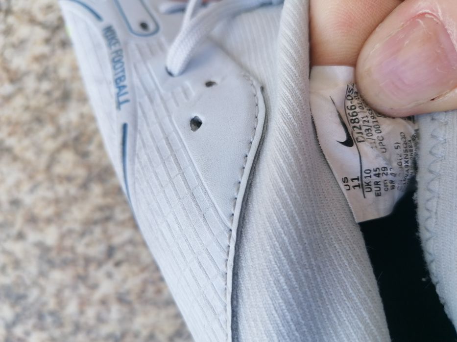 Chuteiras usadas Nike