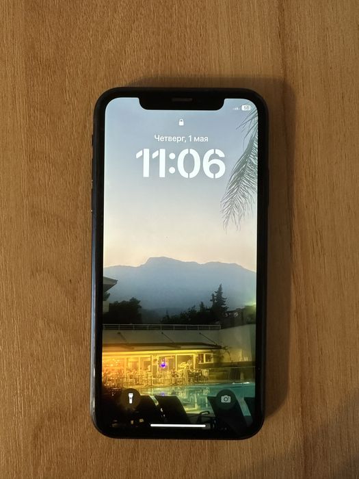 iPhone XR 128 гб в гарному стані