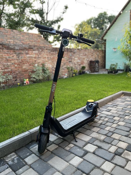 электросамокат NIU KQi3 Pro