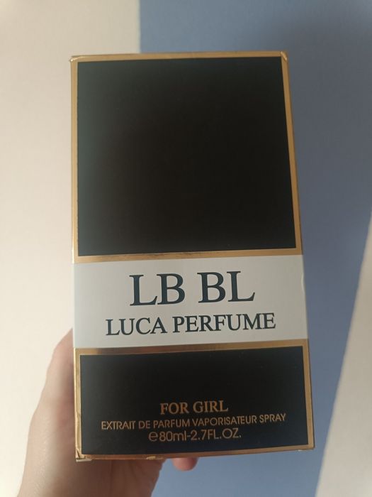 Perfum czarna szpilka