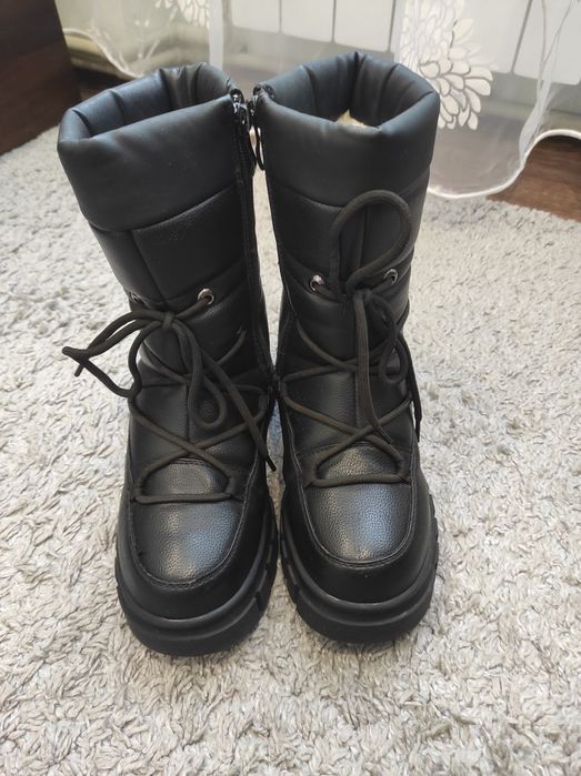 Зимові чоботи р. 35 Том.М