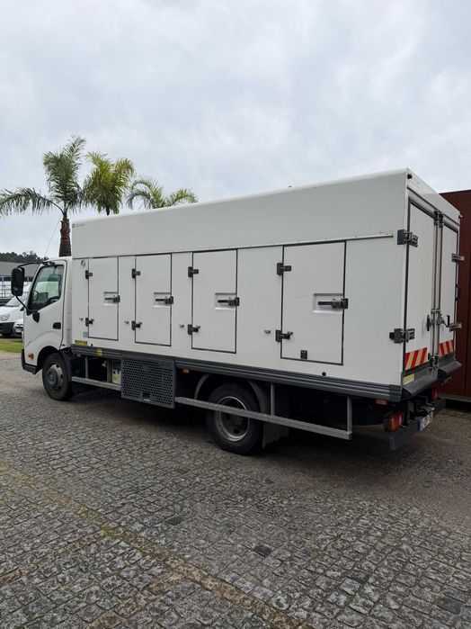 Camião Toyota dyna 7.5T 2014