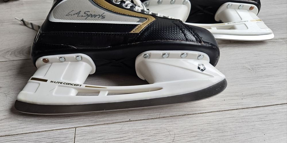 Łyżwy hokejowe męskie LA Sports Hockey X33