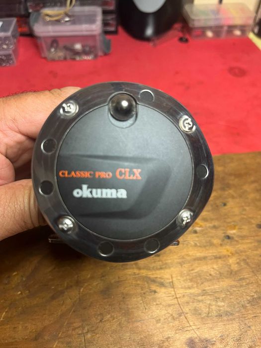 Vendo  carreto pesca Daiwa ,carpelan e seakenite