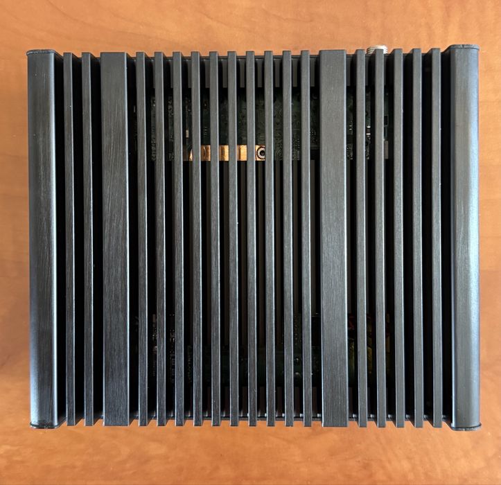 Komputer przemysłowy AAEON NANO RUGED I5-5350U SSD M.2. DDR3 VESA