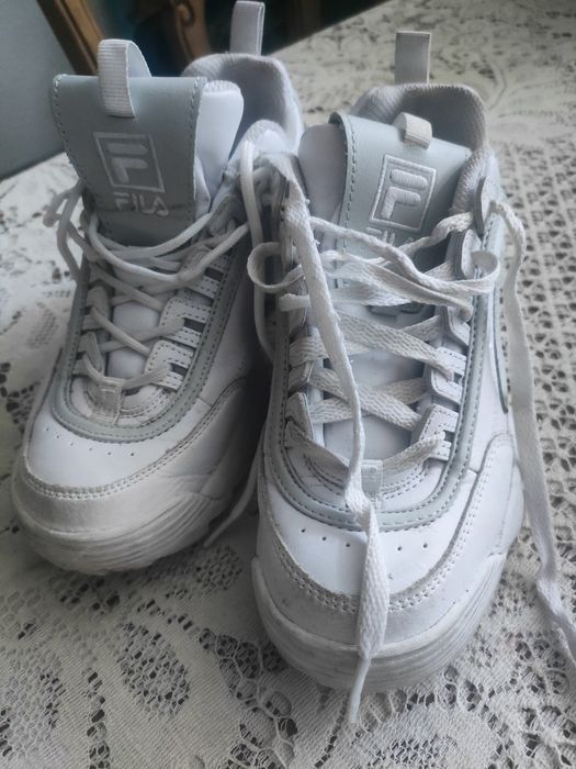 Sprzedam buty FILA jak nowe