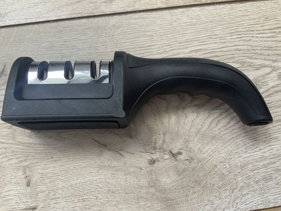 Точилка для ножей