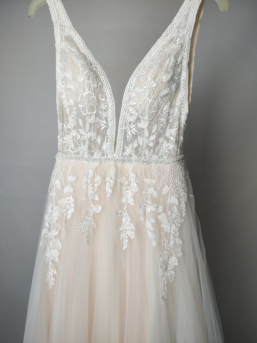 Suknia Ślubna kolor ivory