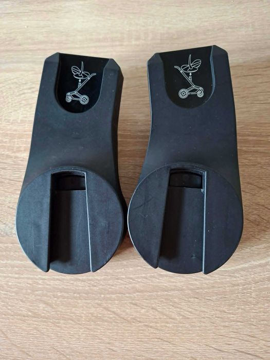 Adaptery do fotelika dla Maxi-Cosi Fame