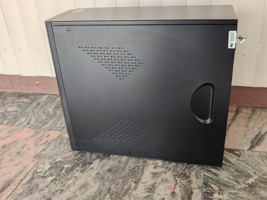 Sprawny Komputer Actina C2D E4500 2x2.2 GHz 1GB RAM, bez dysku