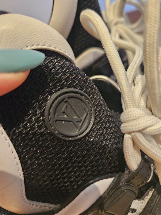 Кроссовки Louis Vuitton Archlight размер 38.5